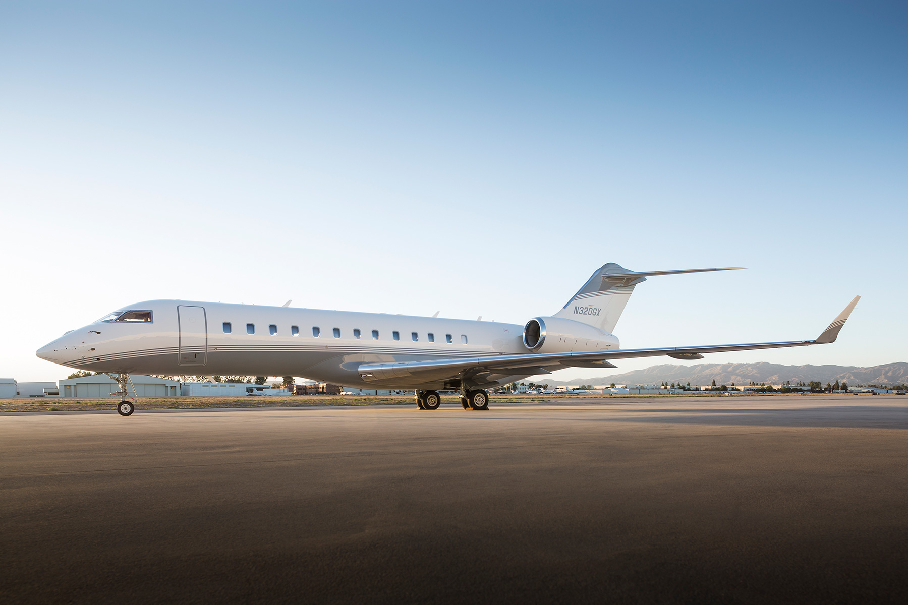 bombardier global express